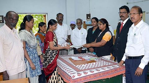 விருதுநகரில் நடந்த மக்கள் நீதிமன்றத்தில் 12 ஆயிரம் வழக்குகளில் சமரச தீர்வு: வழக்குகள் மூலம் ரூ.1.84 கோடி வசூல்