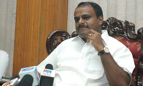 ஆணையிட்ட எடியூரப்பா; அமல்படுத்துவாரா குமாரசாமி? 