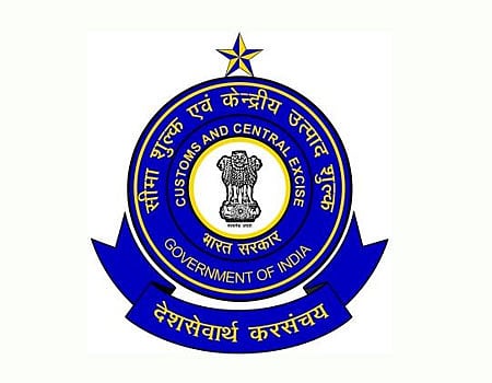 ரூ.1.96 கோடி மதிப்பிலான தங்க கட்டிகளை பறிமுதல் செய்த சுங்கத்துறை!