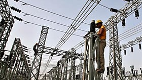 மூன்றடைப்பு, மானூா், நல்லூா்,
வன்னிக்கோனேந்தல் பகுதிகளில்
நாளை மின்நிறுத்தம்!