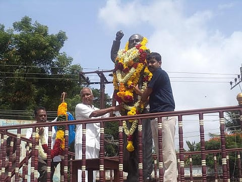 வாஞ்சிநாதன் 103வது நினைவு நாள் சர்வகட்சியினர் மாலை அணிவித்து மரியாதை