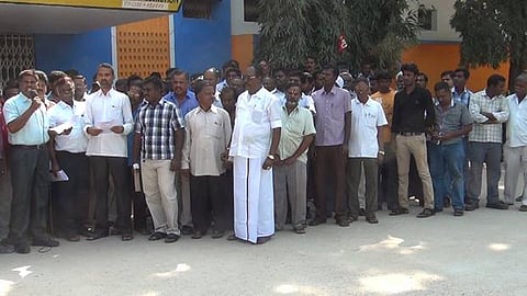 விருதுநகரில் கோரிக்கைகளை வலியுறுத்தி ரயில்வே மஸ்தூர் சங்கத்தினர் ஆர்ப்பாட்டம்