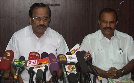 தமிழகத்தில் அதிமுக மீண்டும் ஆட்சி அமைக்கும்: தமிழருவி மணியன்