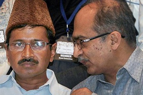 தில்லி அரசின் லோக்பால் மசோதா: விவாதிக்க தயாரா? என பிராந்த் பூஷன் சவால்