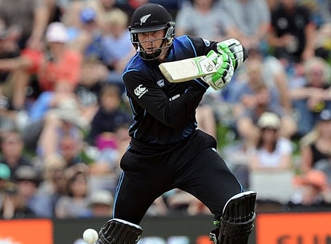 புக் கிரிக்கெட்டில் அல்ல! 8.2 ஓவர்களில் 118 ரன்கள் விளாசி நியூசிலாந்து சாதனை வெற்றி!