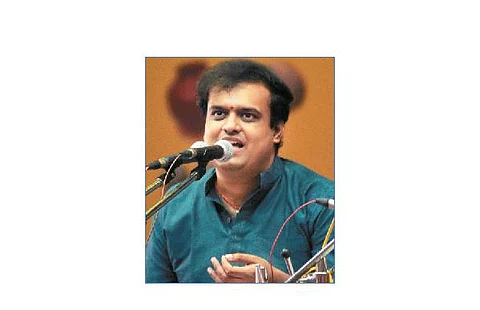 பெயருக்கேற்ற குரலன்!