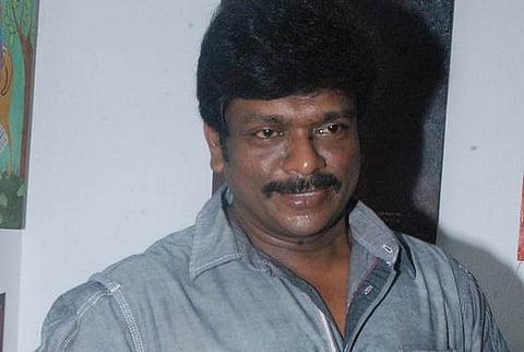 ரஜினி அரசியலுக்கு வர ஆண்டவனை வேண்டுகிறேன்: நடிகர் பார்த்திபன்