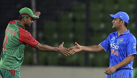 ஒருநாள் போட்டி: தோனி, முஸ்தாபிசருக்கு கடுமையான அபராதம்!