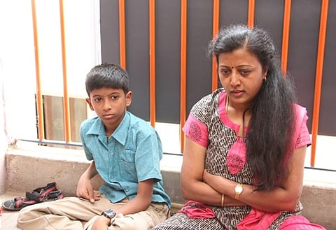 மோசமான தொலைப்பேசி அழைப்புகள், ஆபாச அச்சுறுத்தல்களால் பாதுகாப்பு கோரி கவிஞர் தாமரை காவல்துறையிடம் புகார்! 