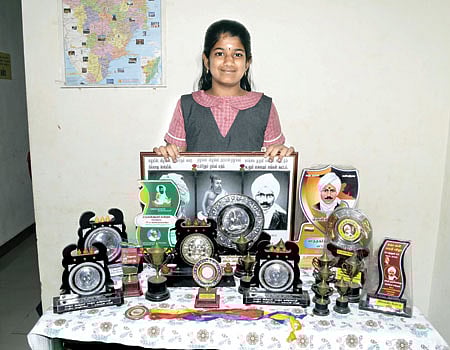 தமிழால் சிறப்புப் பெற்ற மாணவி!