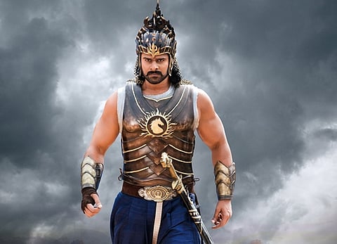 பாகுபலி சர்ச்சை: வருத்தம் தெரிவித்தார் மதன் கார்க்கி!