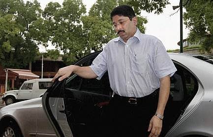 தயாநிதி மாறனிடம் விசாரணையைத் துவக்கியது சிபிஐ