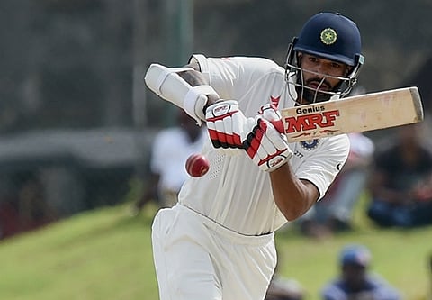 முதல் டெஸ்ட்: ஷிகர் தவன் சதம்; இந்தியா முன்னிலை!