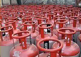 சத்துணவு மைய சிலிண்டர்களுக்கு மானியம் மறுப்பு! மத்திய அரசு மனம் இறங்குமா?