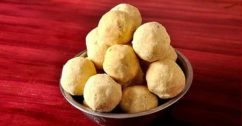 சீனி உருண்டை
