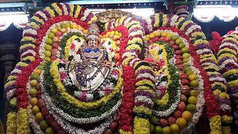 அண்ணாமலையாருக்கு புனுகு சாத்தும் வழக்கம் எப்படி வந்தது?