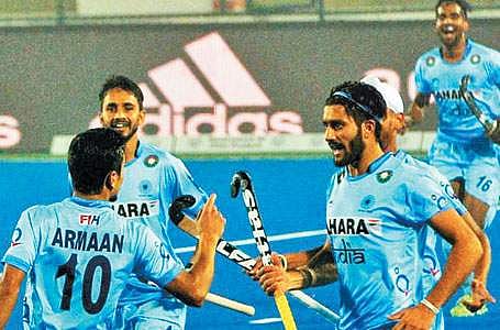 அரையிறுதிக்கு முன்னேறிய மகிழ்ச்சியில் இந்திய அணியினர்.