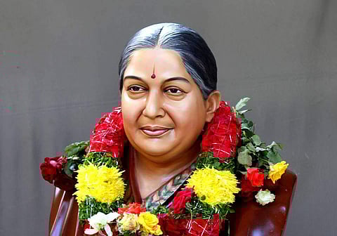 ஆத்தூர் சிலை வடிவமைப்பாளர்களுக்கு வாழ்வளித்த 'அம்மா' சிலைகள்!