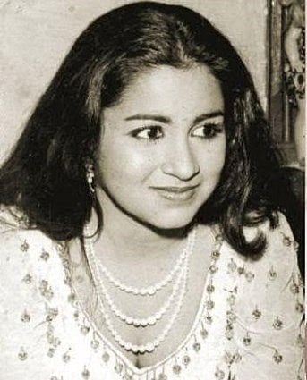 படிக்க ஆளில்லை! ராதிகா வருத்தம்