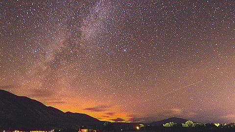 இணைய வெளியினிலே! 