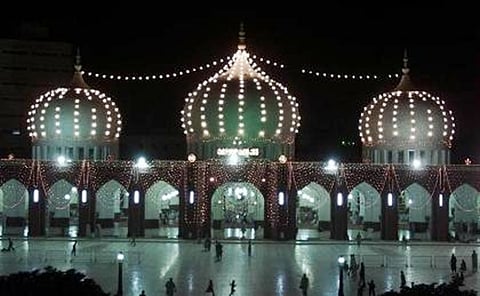 ரம்ஜான் திருநாளை முன்னிட்டு 4 நாட்கள் விடுமுறை: பாகிஸ்தான் அரசு அறிவிப்பு 