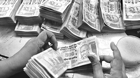 கலங்கடிக்கும் கள்ள ரூபாய் நோட்டுகள்