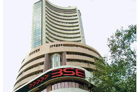 புதிய உச்சத்தில் பங்குச் சந்தை