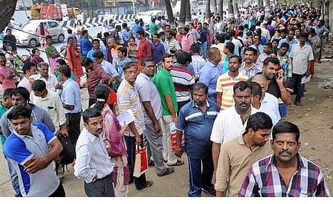 ஸ்கூல் அட்மிஷனுக்கு இனி கியூவில் நிற்கத் தேவையில்லை, ஆன்லைனில் அட்மிஷன் வாங்கலாம்!