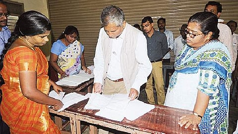 வாக்காளர் பட்டியல் 