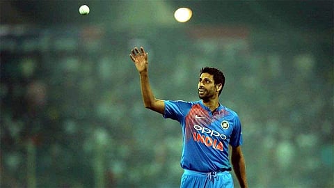 விடைபெற்றார் ஆஷிஷ் நெஹ்ரா