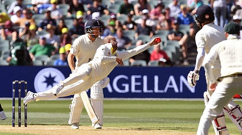 ஆஷஸ்: ஆஸ்திரேலியா மீண்டும் ஆதிக்கம்! 227 ரன்களுக்கு ஆல் அவுட் ஆன இங்கிலாந்து!