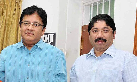 ஏர்செல்- மேக்சிஸ் வழக்கில் இருந்து மாறன் சகோதரர்கள் விடுவிப்பு !