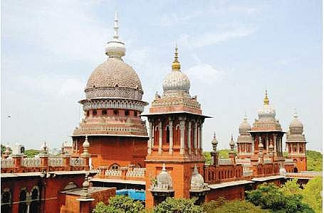 நீட் தேர்வு தொடர்பான வழக்குகள் சென்னை உயர்நீதிமன்றத்துக்கு மாற்றம்