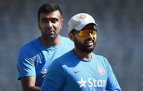 ஐபிஎல்-லில் இருந்து முழுவதுமாக விலகிய வீரர்கள் யார் யார்?