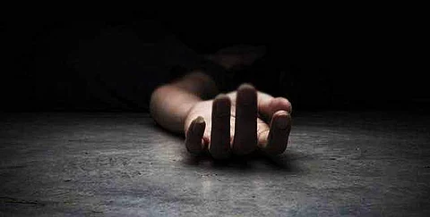 திருமணச்சடங்கின் பொழுது தவறுதலாக சிறுவனை வெட்டிக் கொன்ற மணமகன்: நின்று போன கல்யாணம்!