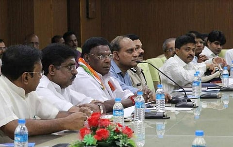 இறைச்சிக்காக கால்நடைகளை விற்பனை செய்ய மத்திய அரசு தடை: திரும்பப் பெற வேண்டும் என பேரவையில் முதல்வர் வலியுறுத்தல்