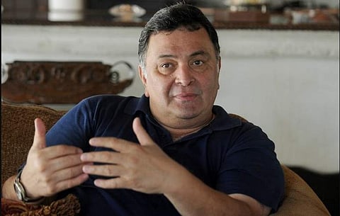 வினோத் கன்னா இறுதிச்சடங்குக்கு வராத இளம் நடிகர்கள் மீது ரிஷி கபூர் சாடல்!