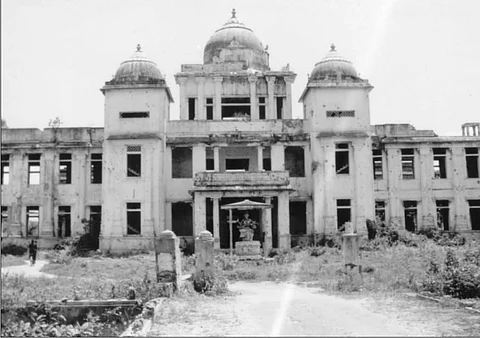 31.05.1981: யாழ்ப்பாணம் பொது நூலகம் எரிக்கப்பட்ட தினம் இன்று! 