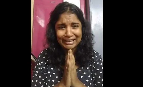 வீடியோவில் உள்ள நடிகை நான்தான். ஆனால்...: சபிதா ராய் கண்ணீர் மல்க பேட்டி