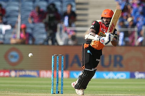 சாம்பியன்ஸ் டிராபிக்கு ஷிகர் தவனைத் தேர்வு செய்யவைத்த இரு காரணங்கள்!