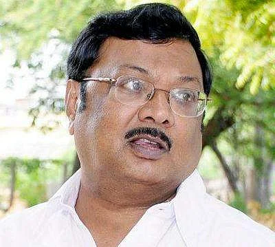 பேரணியில் வந்த ஒன்றரை லட்சம் பேரை கட்சியை விட்டு நீக்குவார்களா?: திமுக தலைமைக்கு அழகிரி கேள்வி 