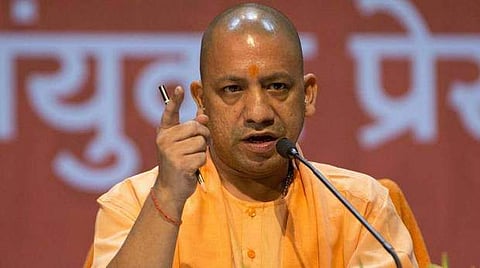 சித்தராமையா விமர்சனத்தை அடுத்து கர்நாடகாவில் இருந்து பாதியில் ஊர் திரும்பும் யோகி ஆதித்யநாத் 