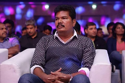 வரி கட்டவேண்டுமென்று நீங்கள்தானே சொன்னீர்கள்? கேள்வி கேட்டவரை பிளாக் செய்த ஷங்கர்!