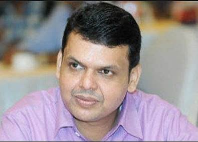 தேவேந்திர பட்னாவிஸ் ஹெலிகாப்டர் விபத்து: முதல்வர் அலுவலகம் மறுப்பு