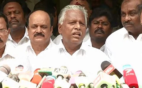 ஓ. பன்னீர்செல்வத்துக்கு துணை முதல்வர் பதவி என்பது யூகமே: கே.பி. முனுசாமி 