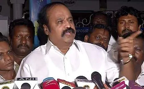 ஈபிஎஸ் அணியின் திட்டமிட்ட நாடகம்: டிடிவி தினகரன் ஆதரவாளர் புகழேந்தி குற்றச்சாட்டு