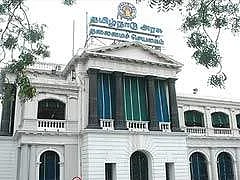தமிழக அரசு ஊழியர்கள் பணியின்போது அடையாள அட்டை அணிய உத்தரவு