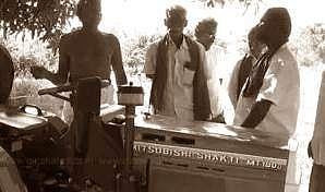 உயிரை காவுகொண்ட கடன்: மரணத்திற்கு பரிசளித்தது தனியார் வங்கி