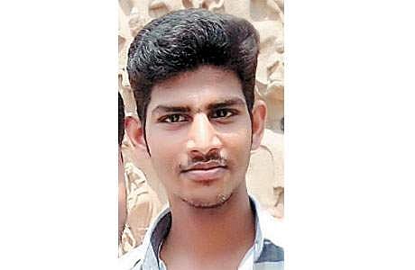 கடலில் மூழ்கிய இளைஞர் சடலமாக மீட்பு