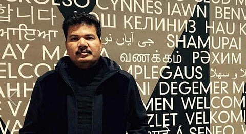 இந்தியன் 2 பட அறிவிப்பினை பலூனில் பறக்க விட்டார் இயக்குநர் ஷங்கர்